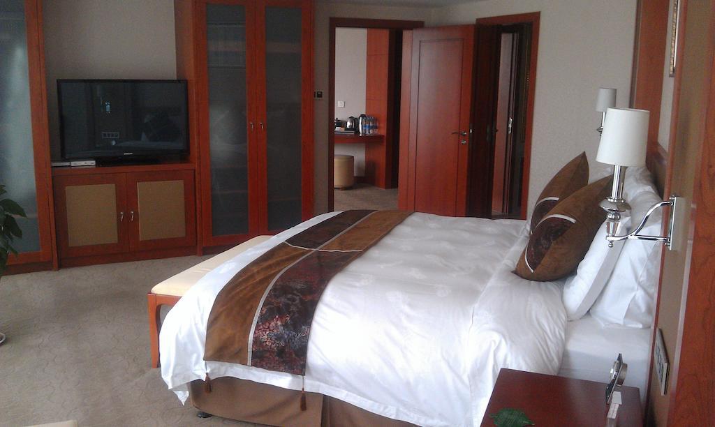 Xi'An Qu Jiang Yin Zuo Hotel Екстериор снимка